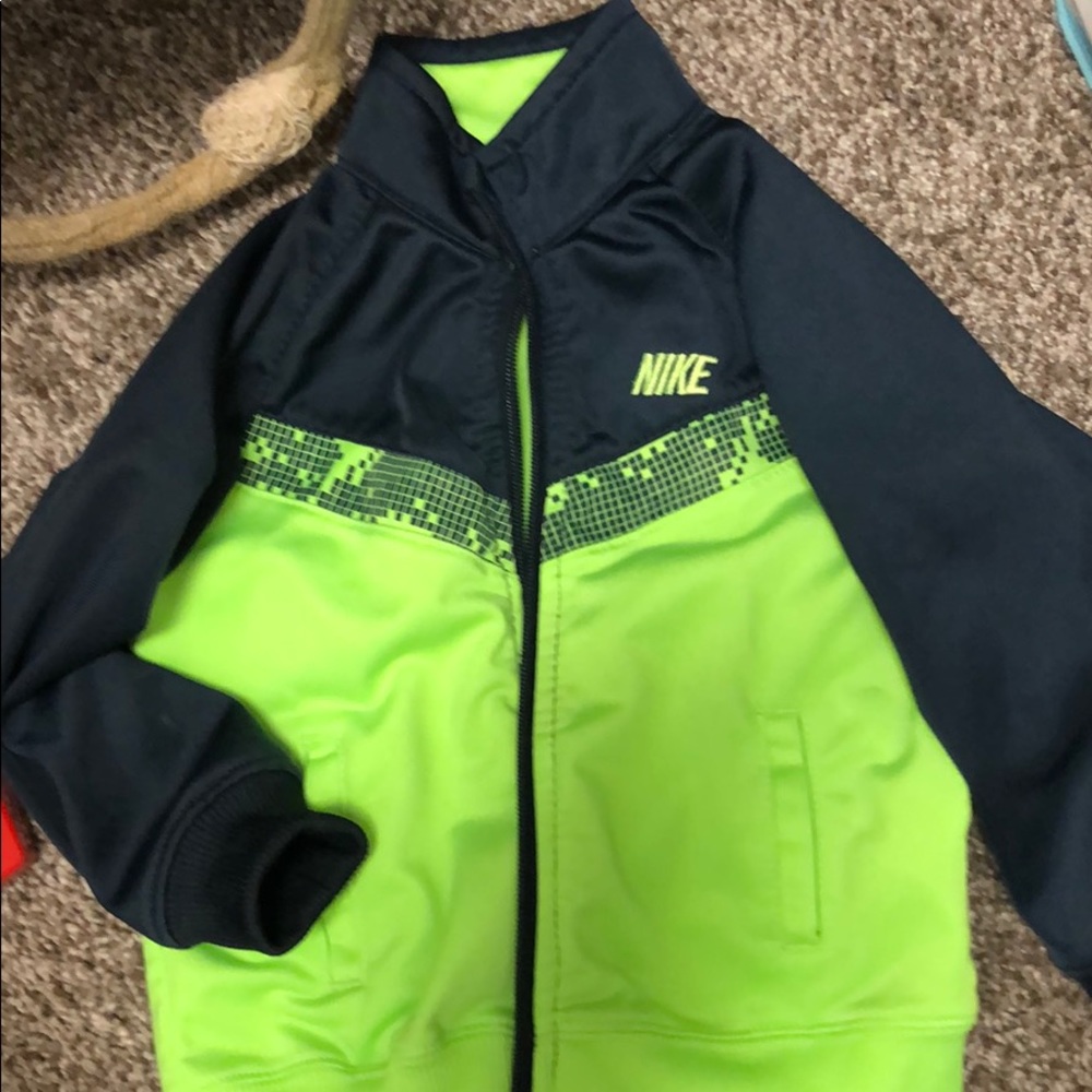 Nike athletic running jacket